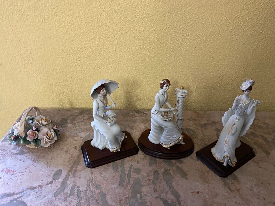 Decorações de porcelana