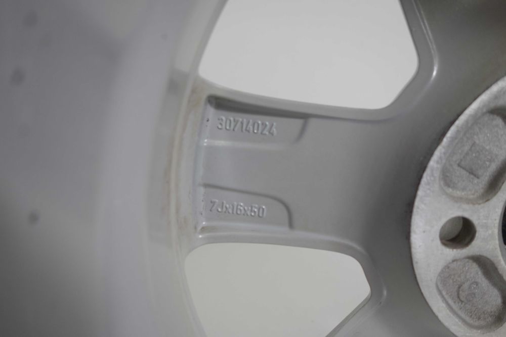 Alufelgi 16" 5x108 Volvo S60 V60 V70 S80 Ford Jaguar Srebrne 880