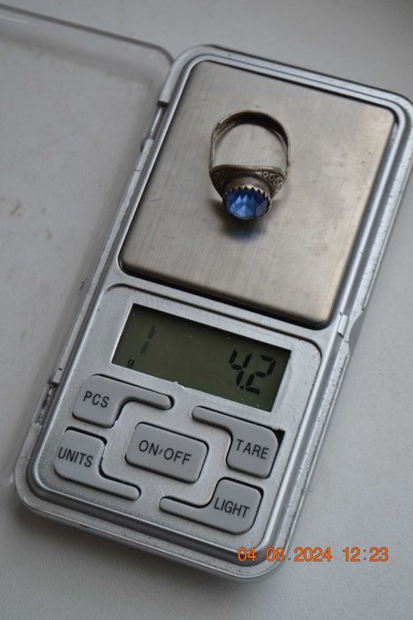 Кольцо серебряное. Корунд (искусственный сапфир). Серебро 875. 4,2 гм.