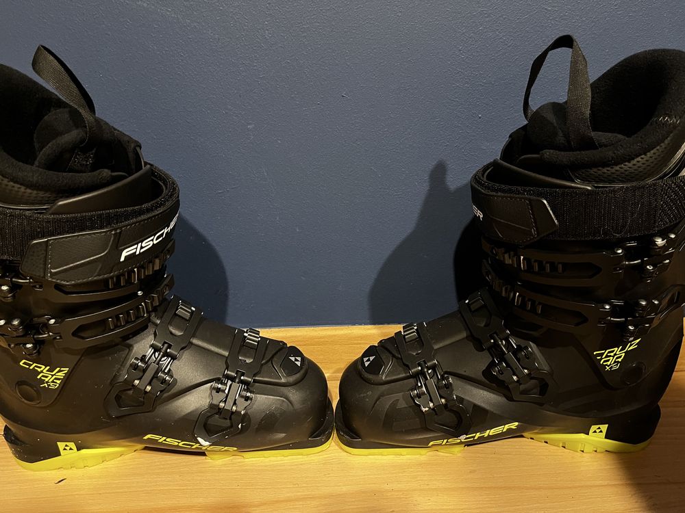Buty narciarskie zjazdowe fischer cruzar x9