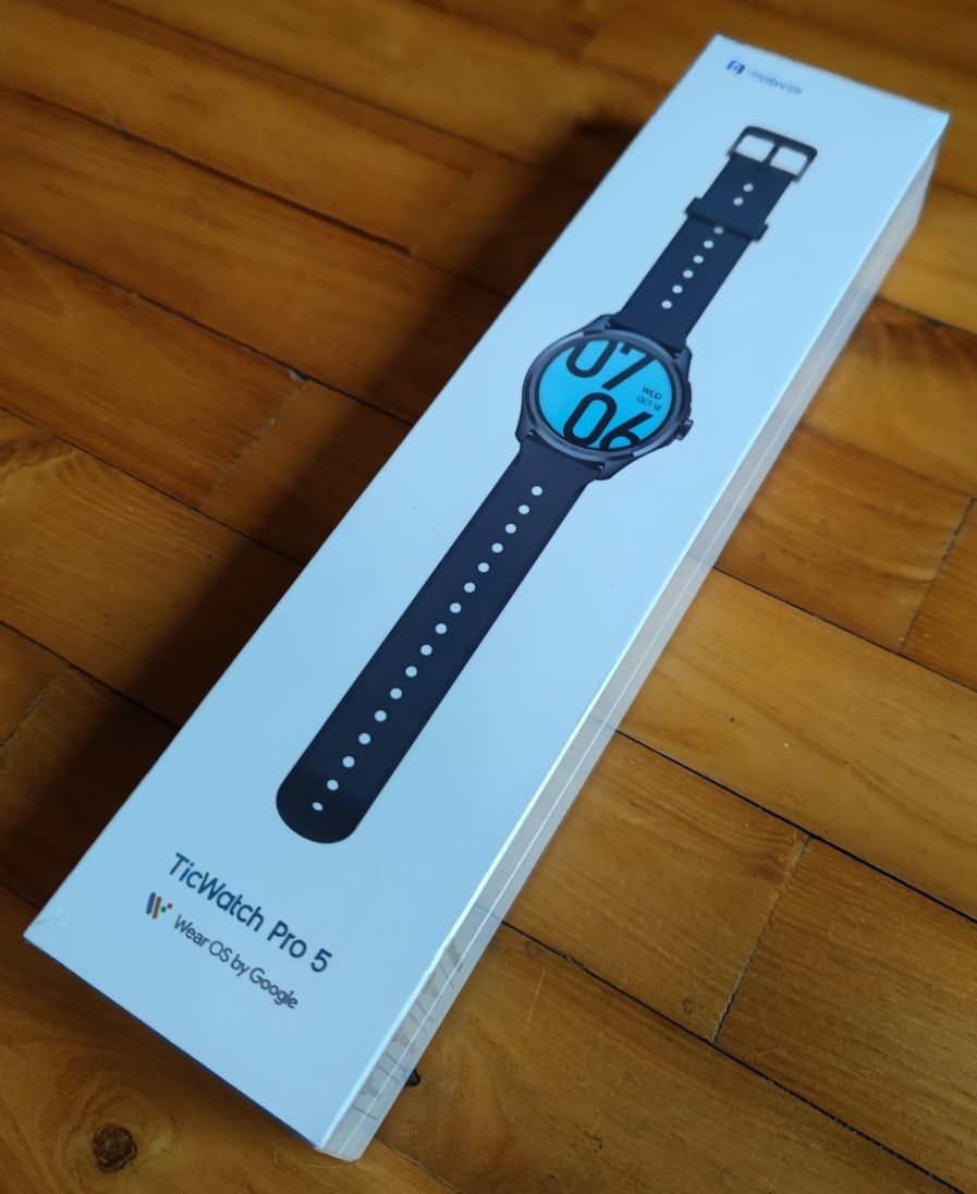 Smartwatch Mobvoi TicWatch Pro 5 czarny nowy