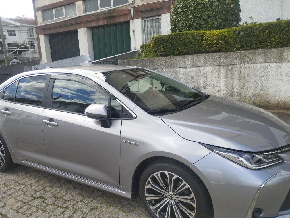 Toyota Corolla Sedan 1.8 Híbrid