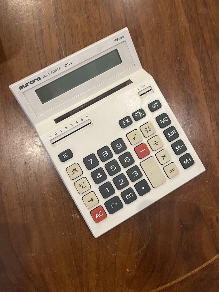 Calculadora branca grande