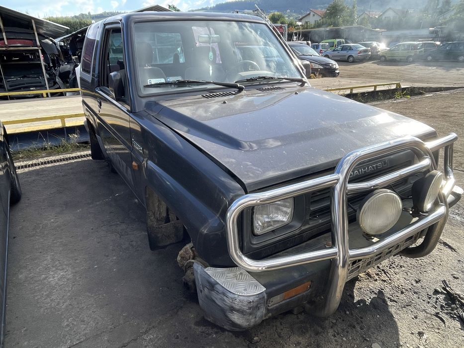 Na części Daihatsu Feroza 1.6 16v HD 4x4 lakier 6A5