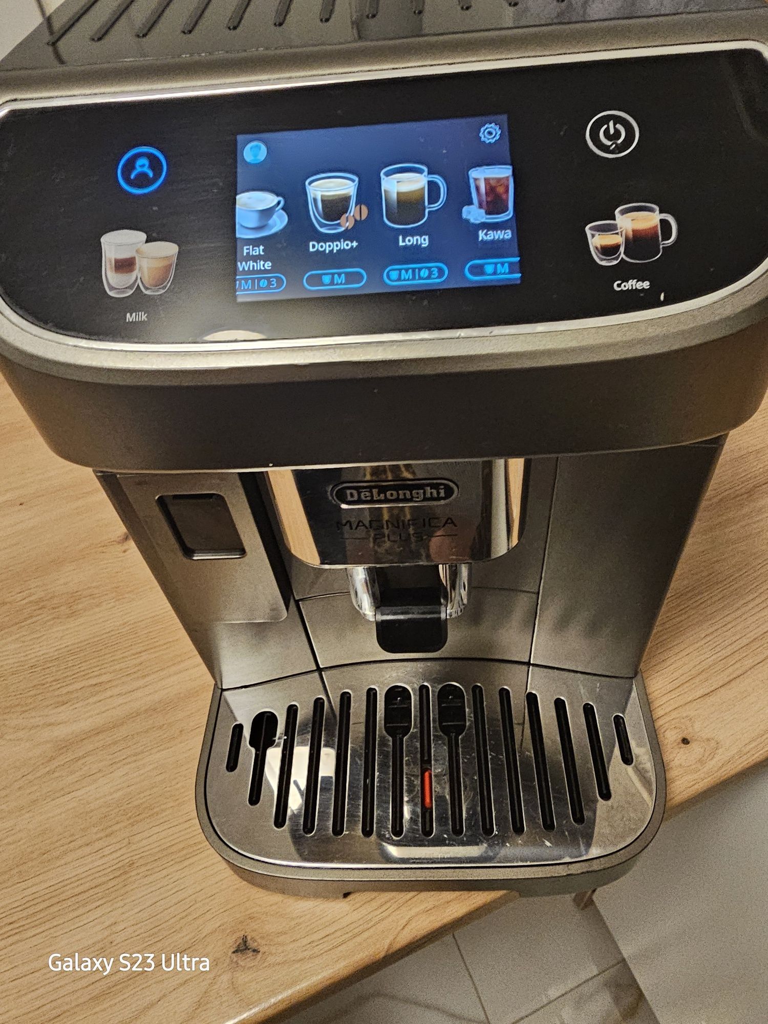 Expres do kawy delonghi magnifica plus