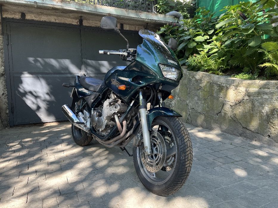 Yamaha XJ600S Diversion