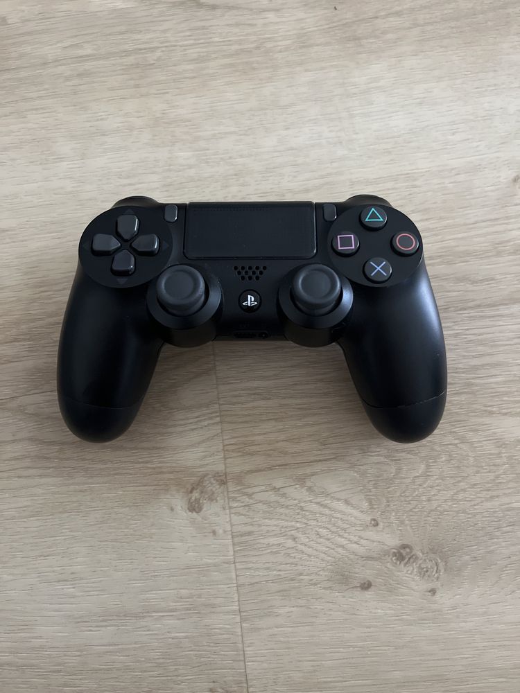Playstation 4 em bom estado
