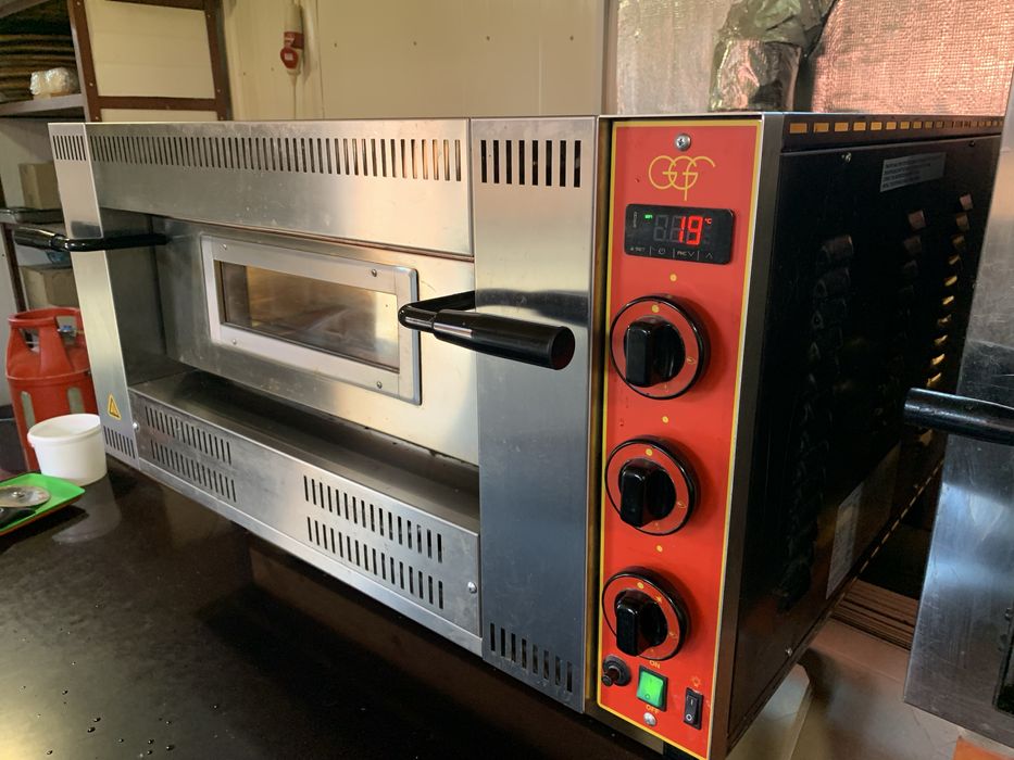 Продам газову піч для піци GGF G6 (італія).