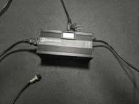 Ładowarka 100.8v 5A Smartcharger euc