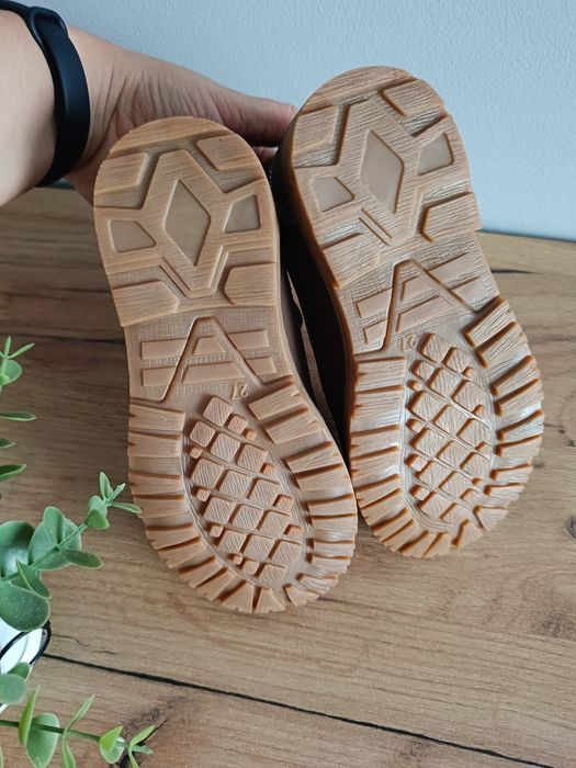 Nowe brązowe jesienne zimowe trzewiki chłopięce Okaidi 27