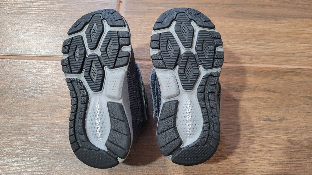 Кросівки New Balance 21 розмір