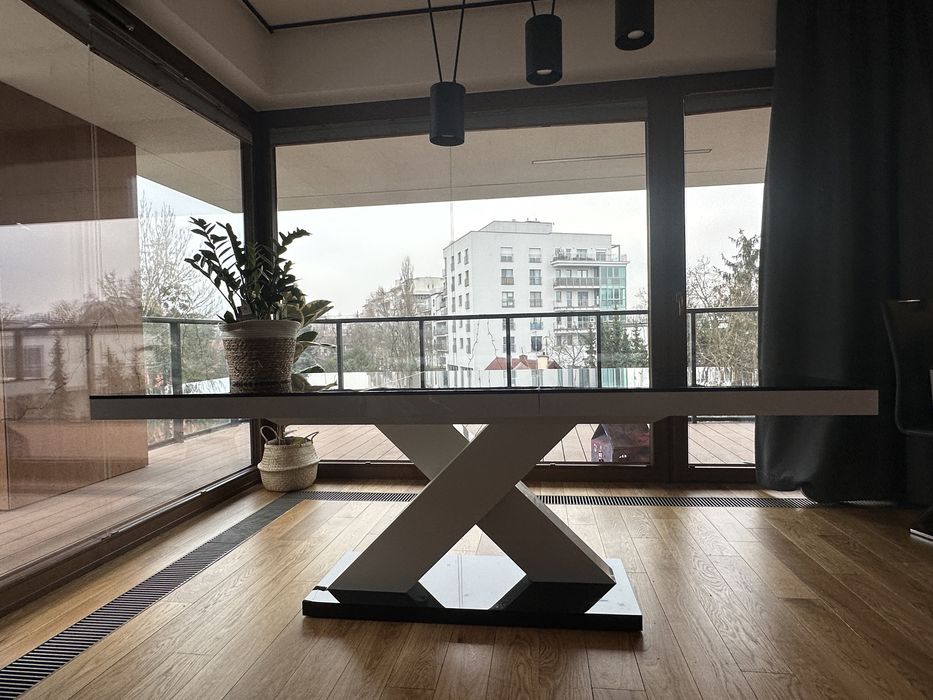 STÓŁ XENON gloss hub