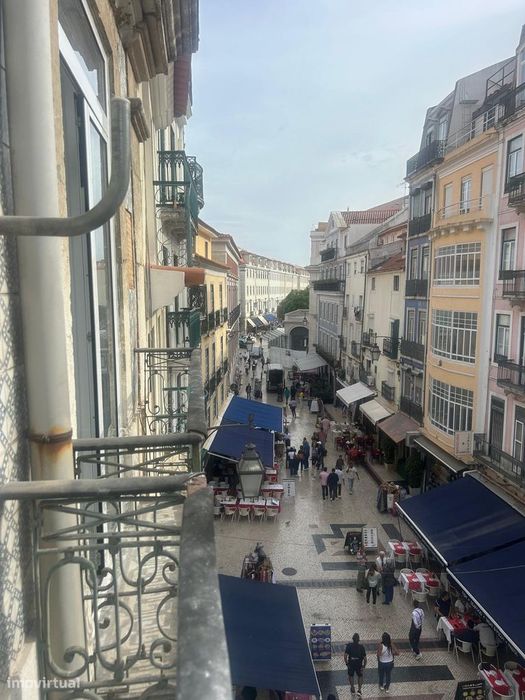 Magnifico T2 Junto ao Coliseu dos Recreios