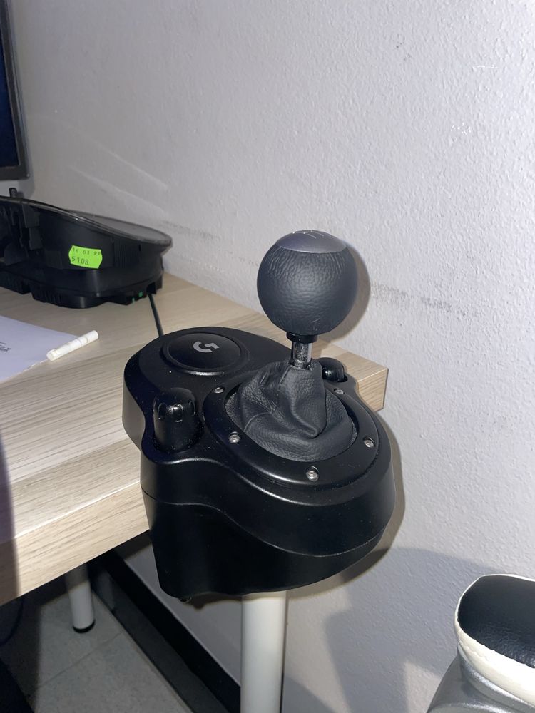 Volante Logitech G29 + Shifter