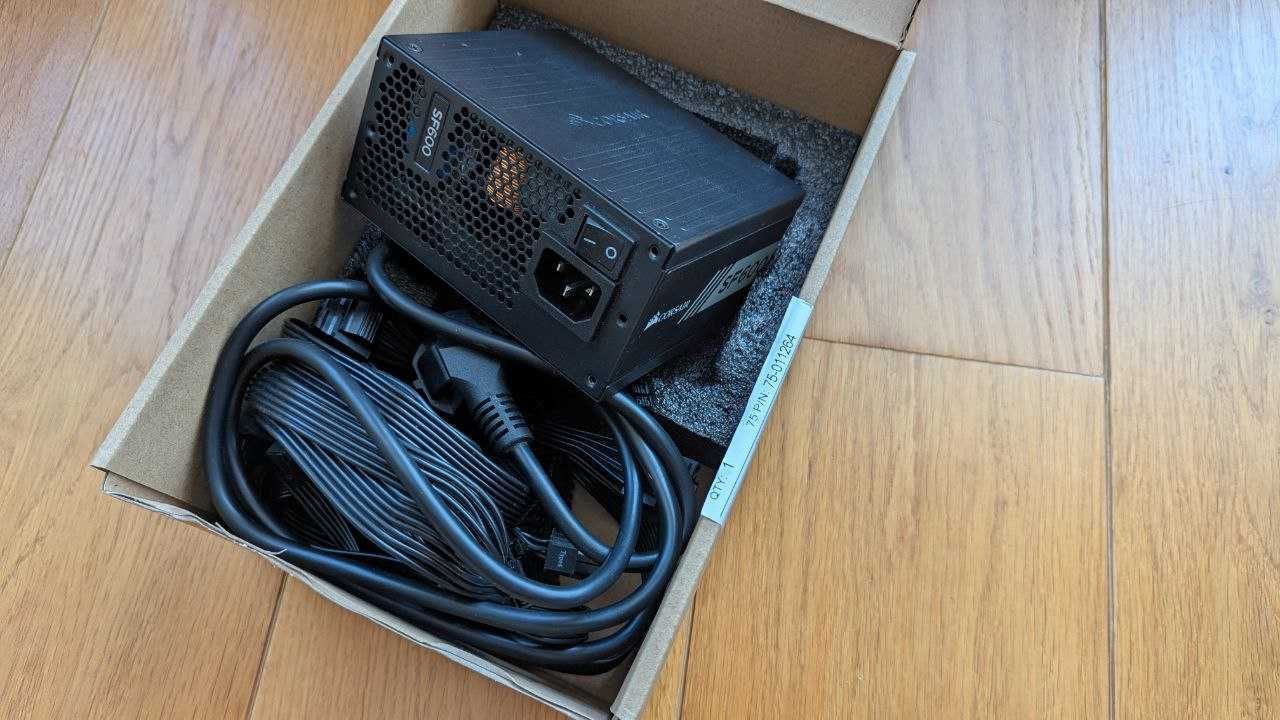 Corsair SF600 80 PLUS Gold
