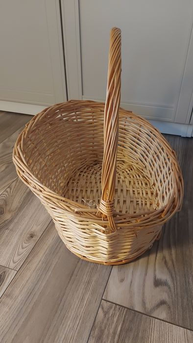 Kosz wiklinowy. Nowy!!!