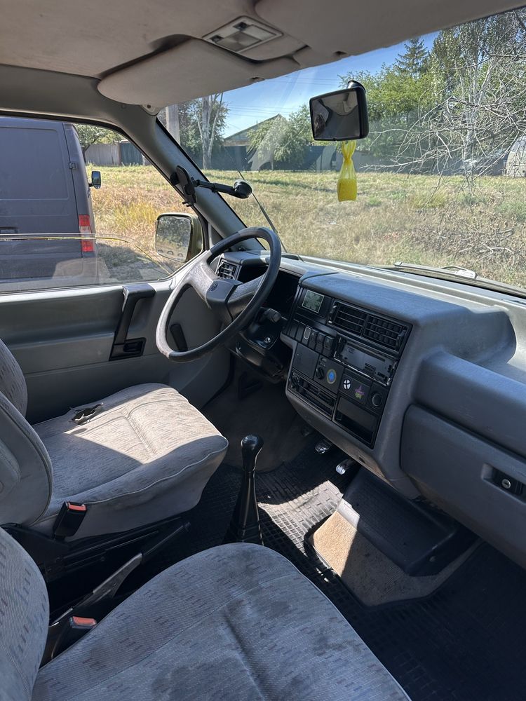 Volkswagen T4 1.9 на українській регістрації