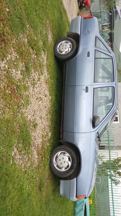 Опель Кадет 1.3 бензин