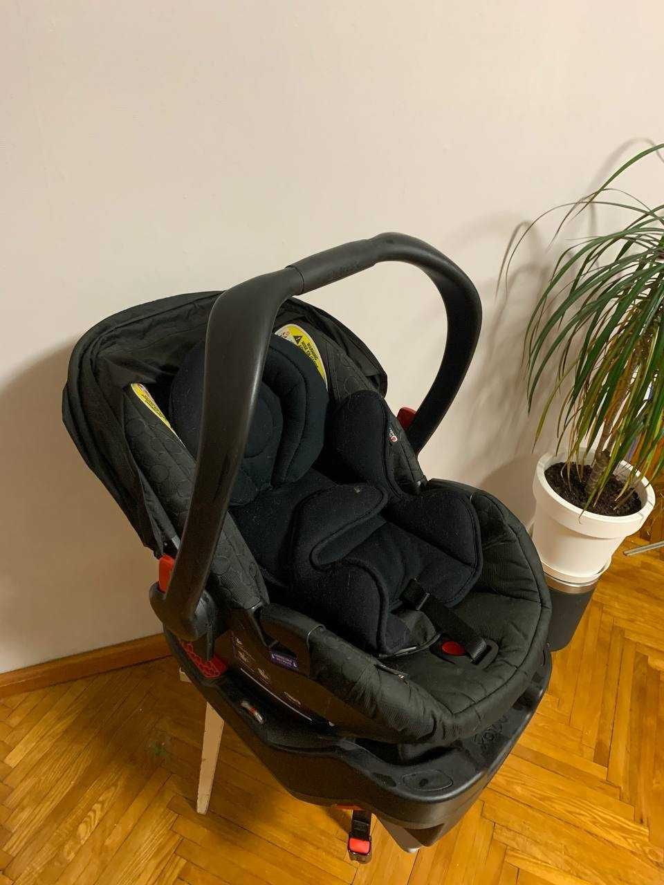 Автокрісло Britax B-Safe 35 з основою