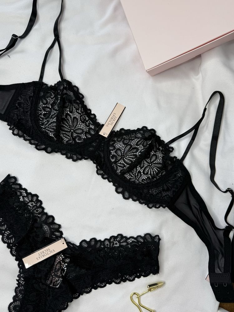 Жіночий мережевний комплект білизни victorias secret