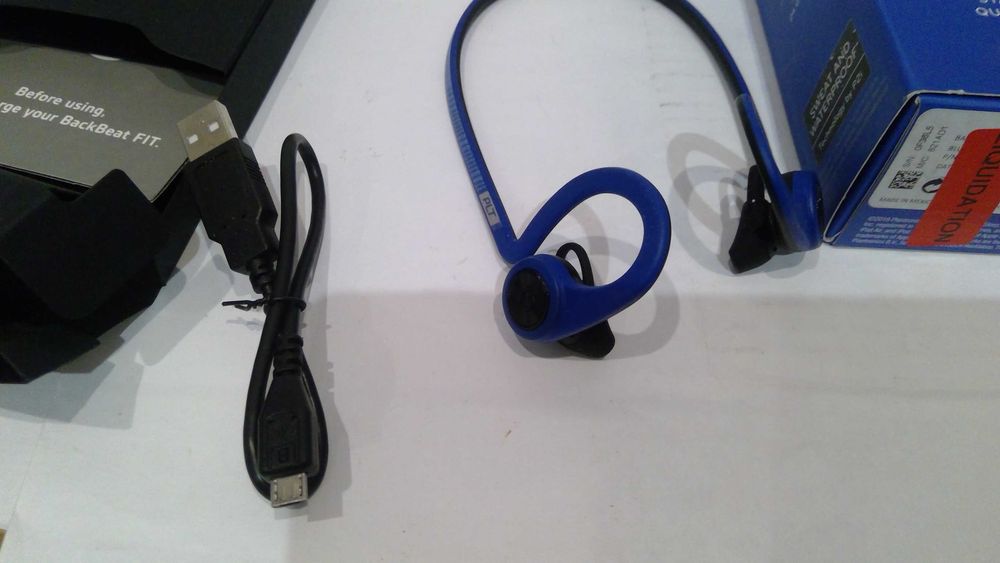 Bezprzewodowy zestaw słuchawkowy Plantronics BackBeat fit S61