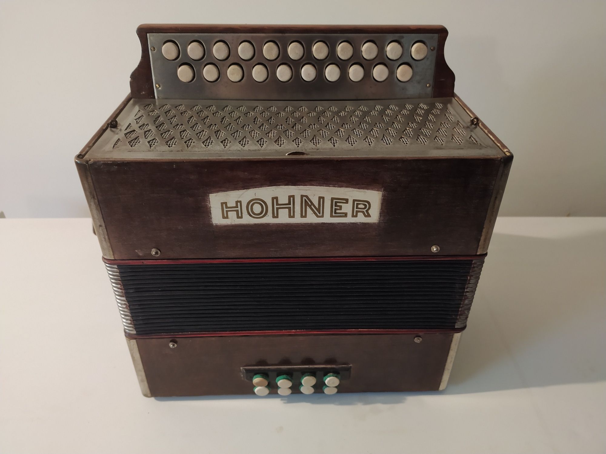 Heligonka Hohner (harmonia, akordeon)