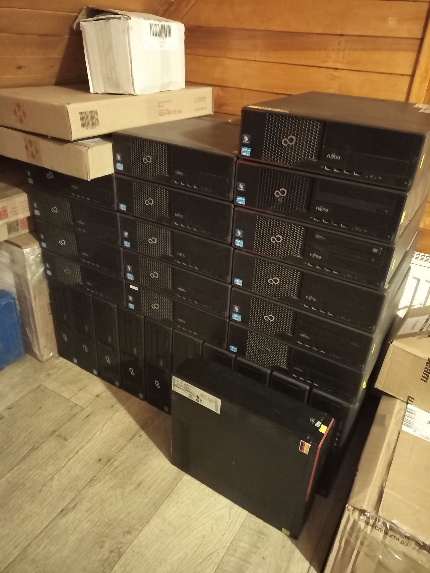 Fujitsu E710 i3-3220