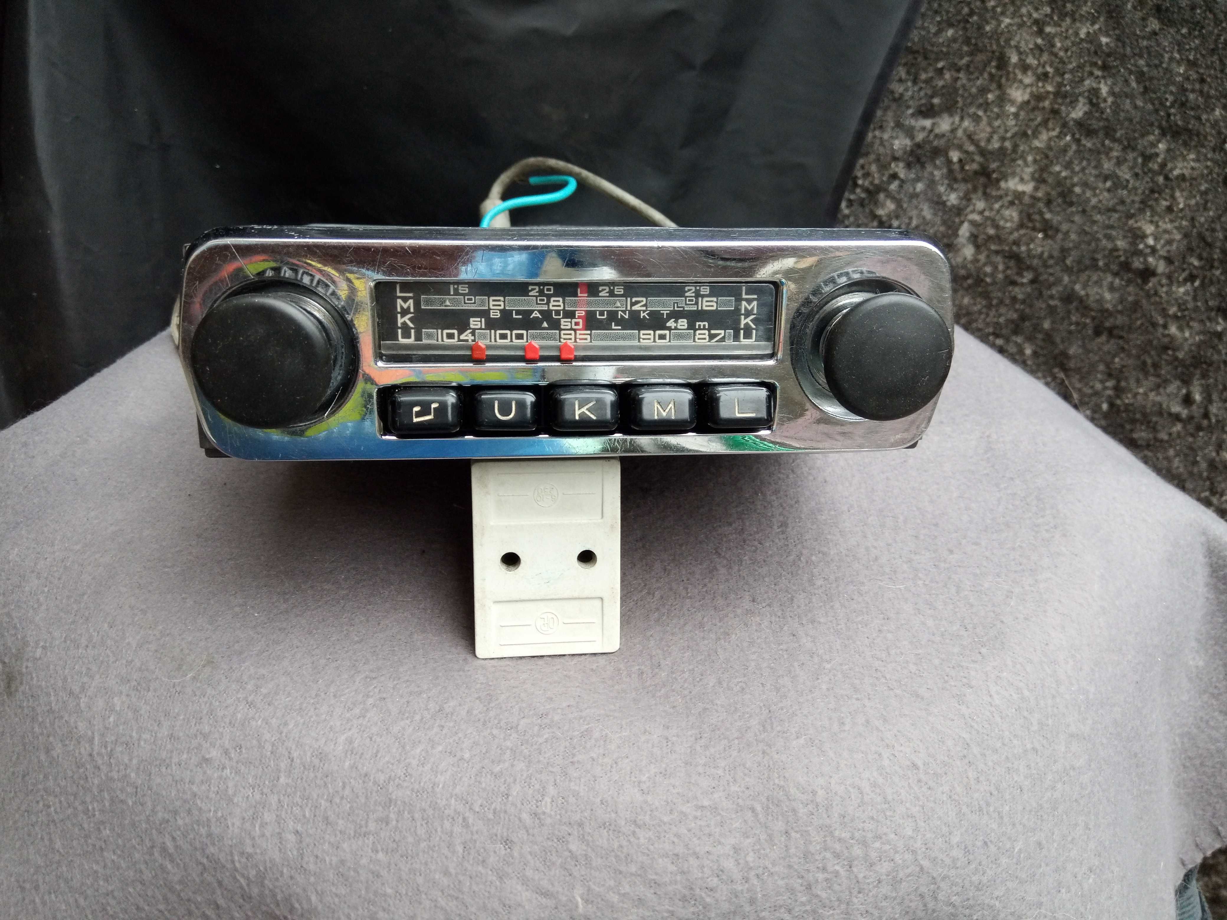Auto rádio antigo com FM de 6V e 12v ideal para carocha