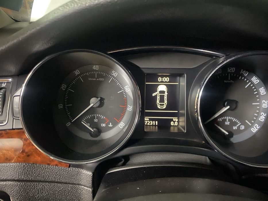 Škoda Superb 2009. 72.000км