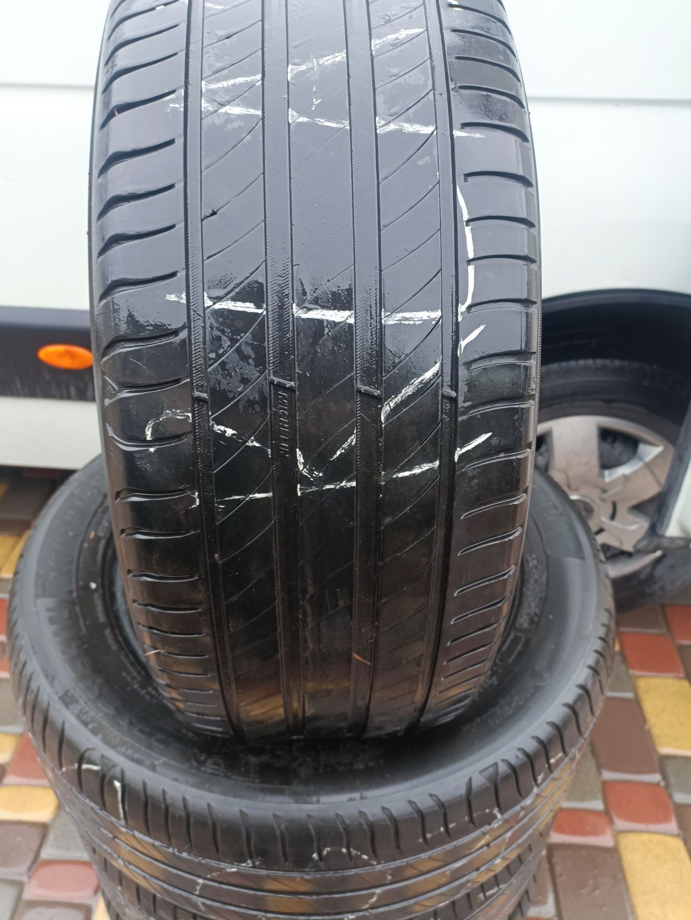 Michelin 235/55 R17 комплект літніх шин