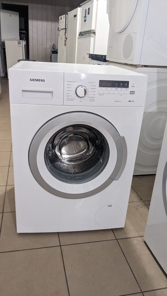 Пральна машина Siemens. WM14K2S8DN