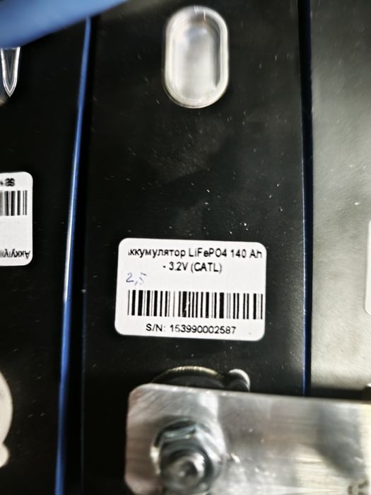 Установка наладка гибридных инверторов  и систем резервного питания