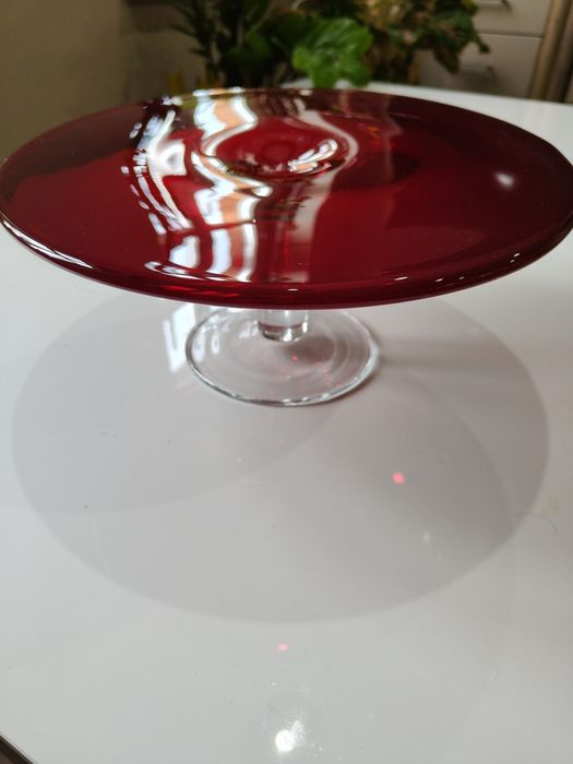szklana patera na tort