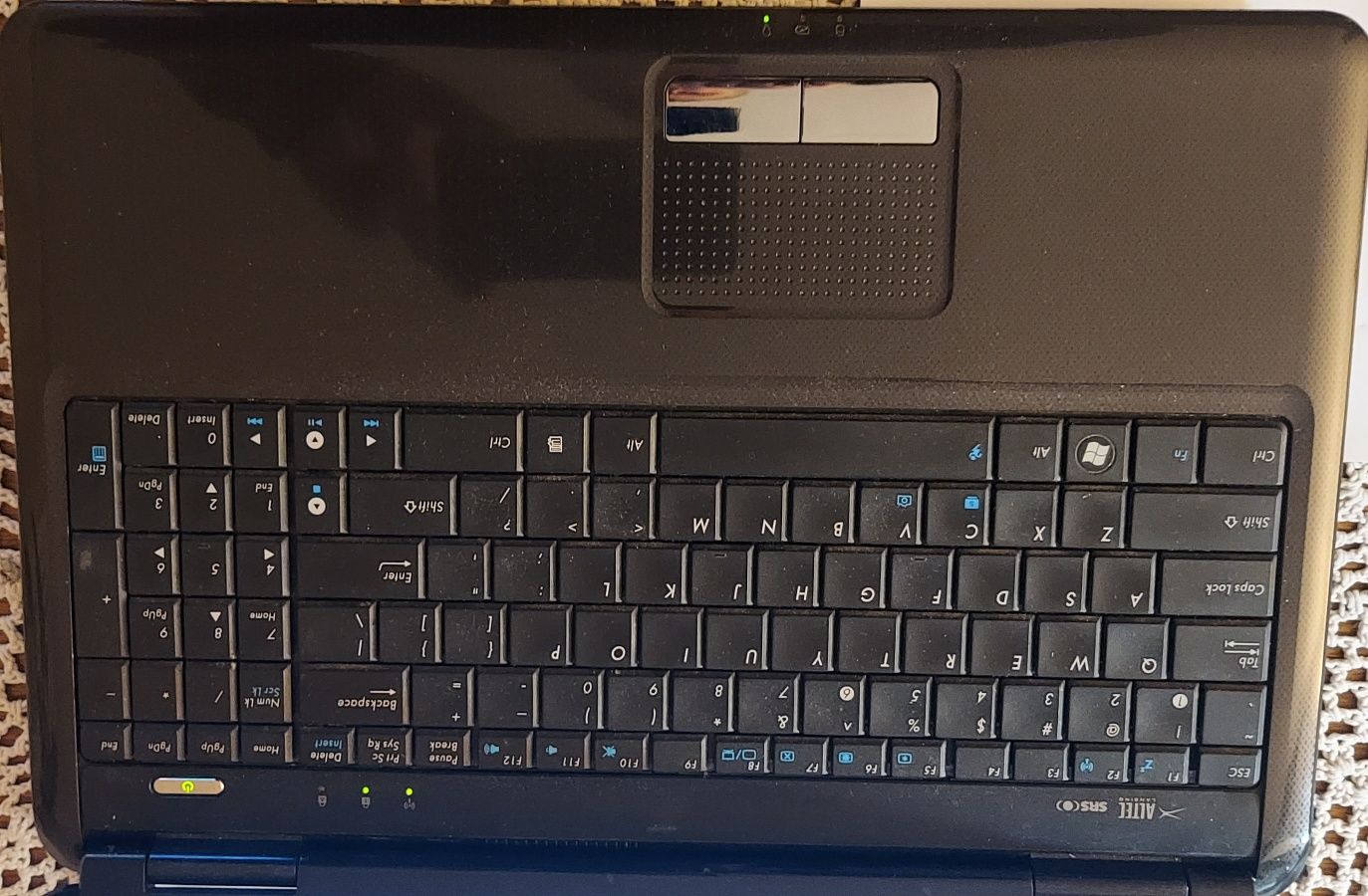 Laptop ASUS K61IC 16 " CORE DUO 2,2GHZ 4 GB