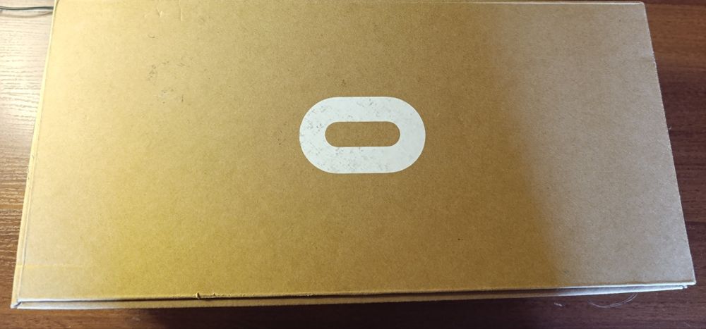 Продаю окуляри віртуальної реальності Oculus quest 2