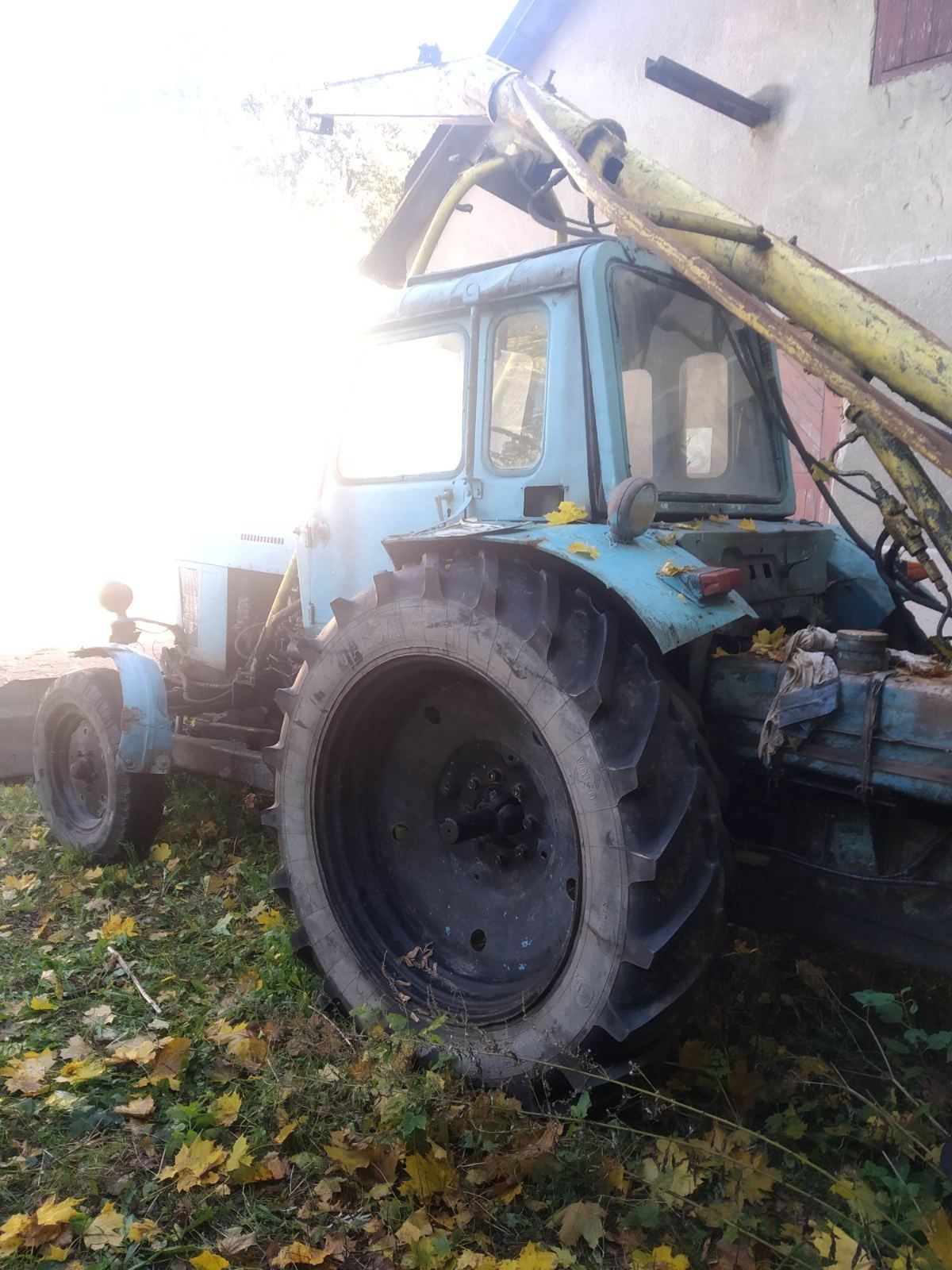 Продам трактор МТЗ 80 позапчастинах.