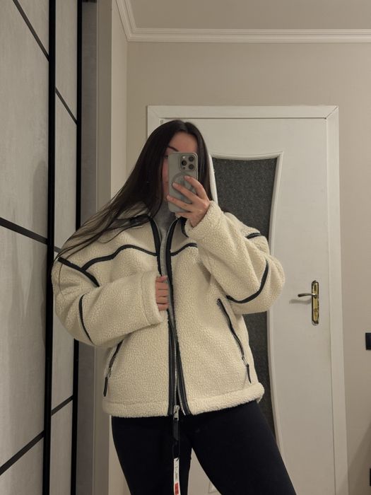 Дублянка, фоісова куртка Bershka