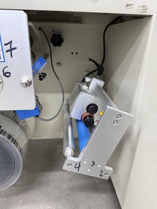 Горизонтальна пакувальна машининка flow pack JY-280