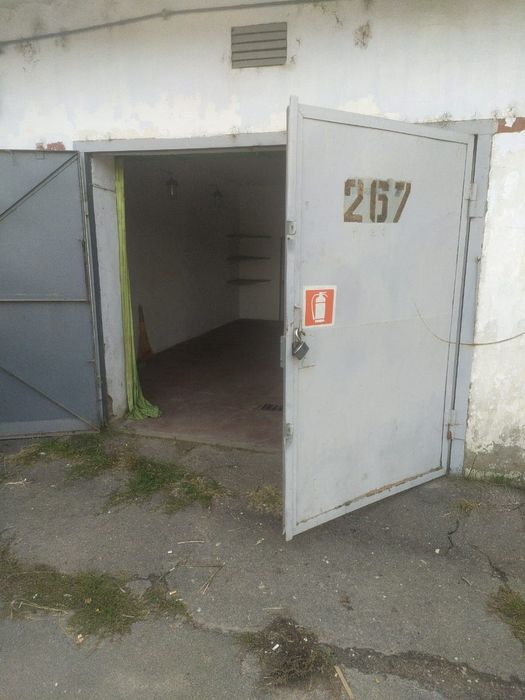 Продам гараж     .