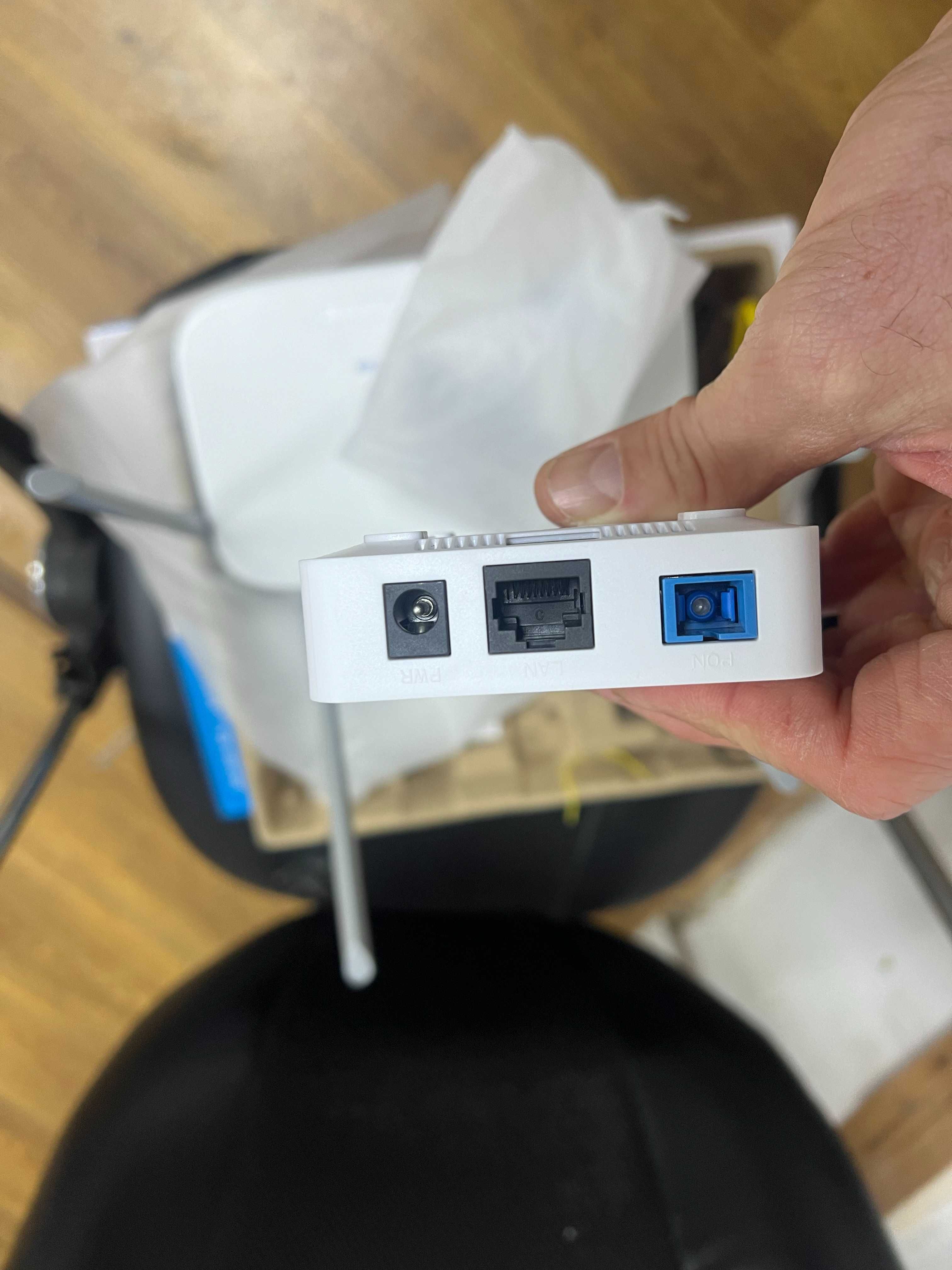 Маршрутизатор TP-LINK EC220-G5 WiFi5 / AC1200 / 1 Гбіт/с