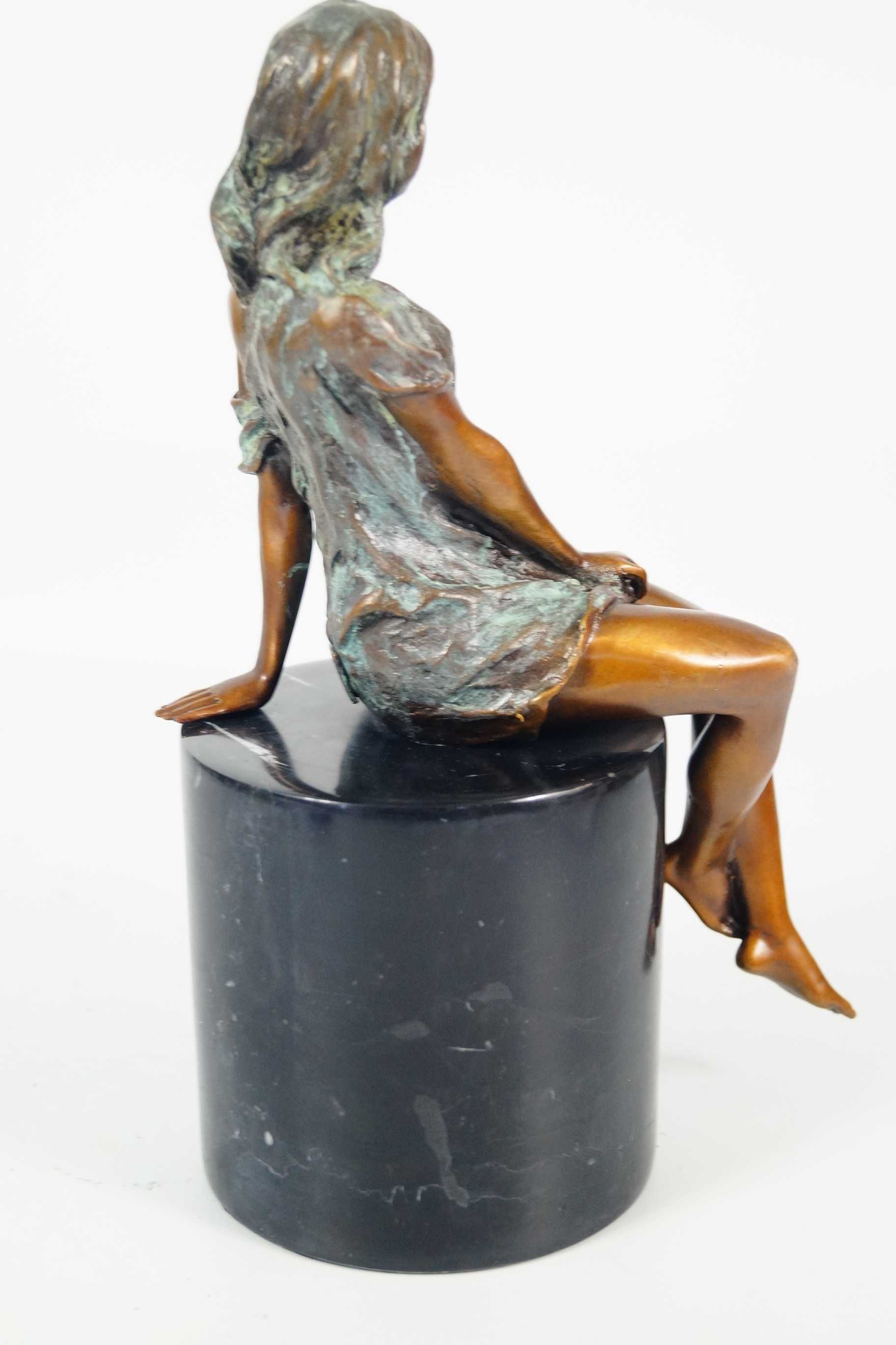 ZMYSŁOWA KOBIETA figura z brązu rzeźba AKT Kobiecy