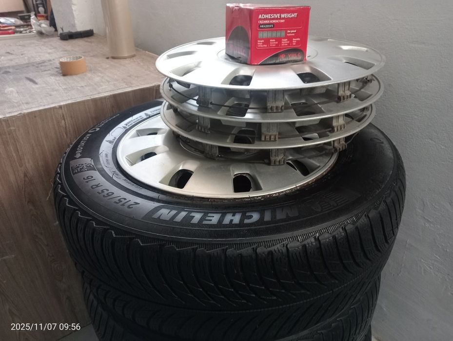 Комплект диски VW T5 5*120R16 резина Michelin 215/65