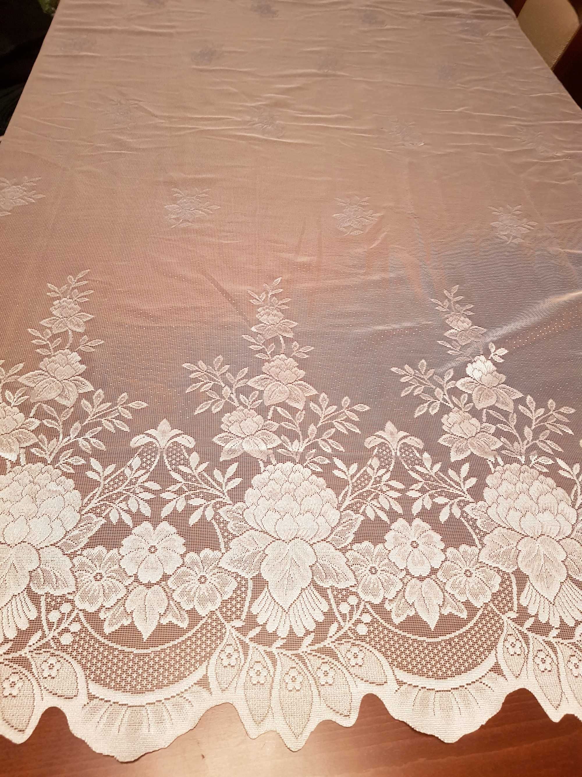 Firanka biała 400 cm szer i 150 cm wys