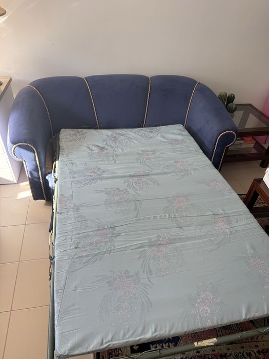 Sofá cama 2 lugares azul