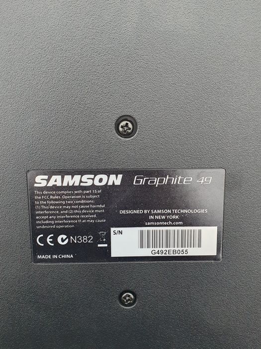 MIDI-контролер Samson Graphite 49