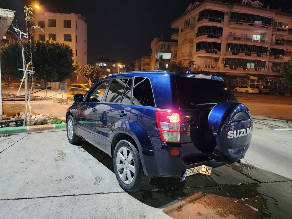 Suzuki Grand Vitara 2011, avtomat,  2.4.