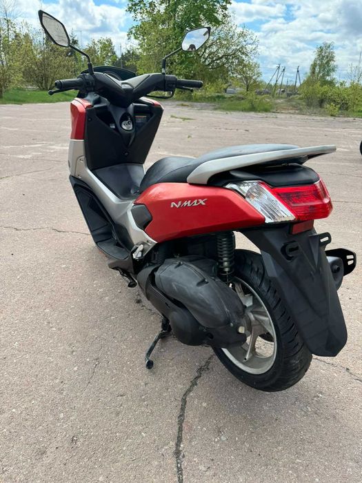 Yamaha n max 125