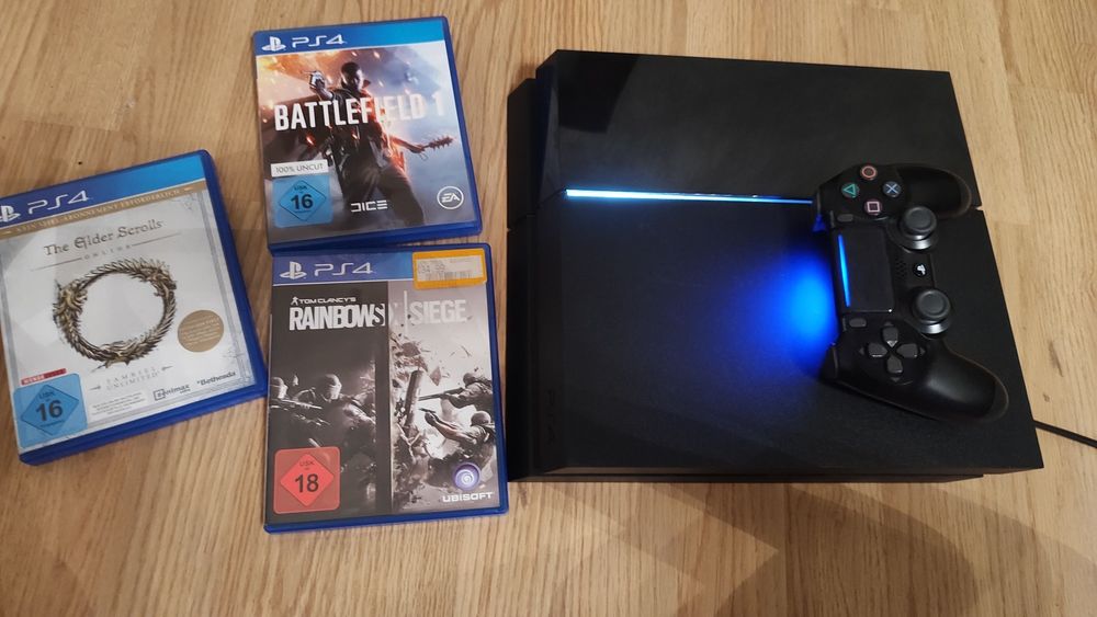 Продам playstation 4