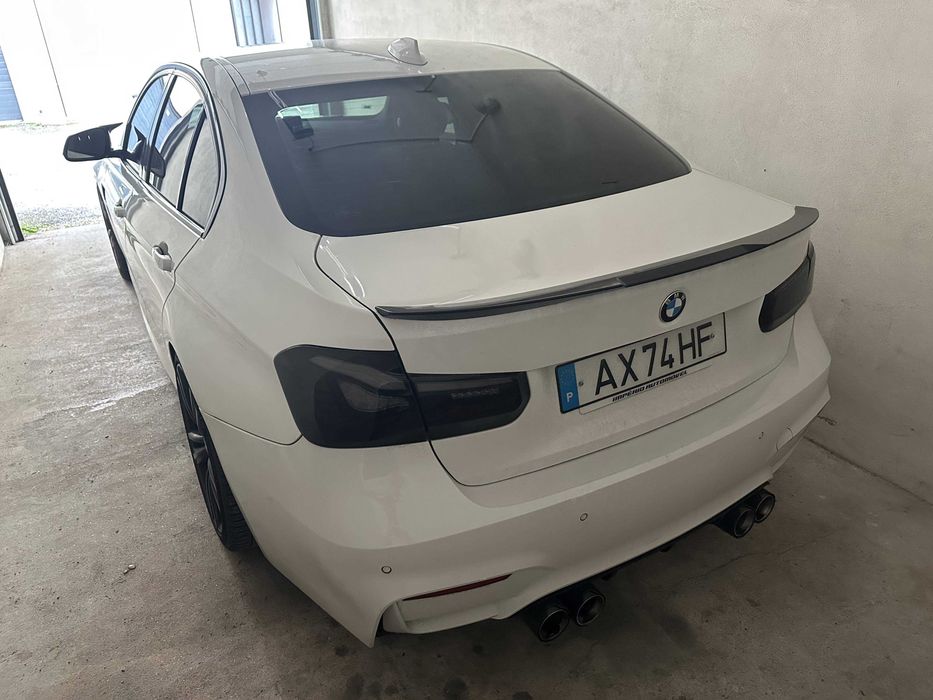 BMW 320d packs M3
