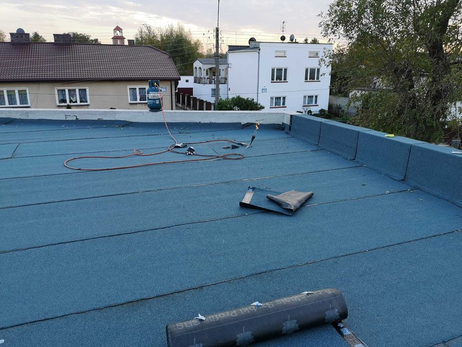 Dekarz. Papa termozgrzewalna, pokrycia dachowe
